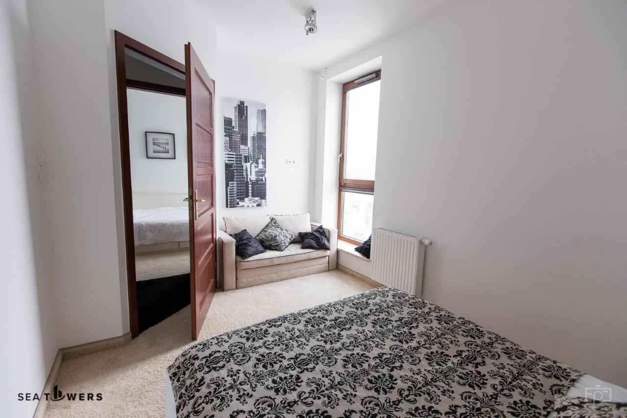 Sea Towers Gdynia Apartment Exterior photo